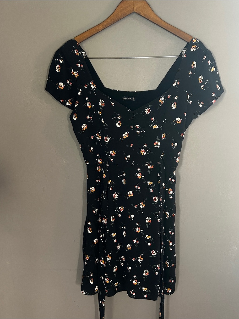 Abercrombie & Fitch Black Floral Mini Dress Size Medium